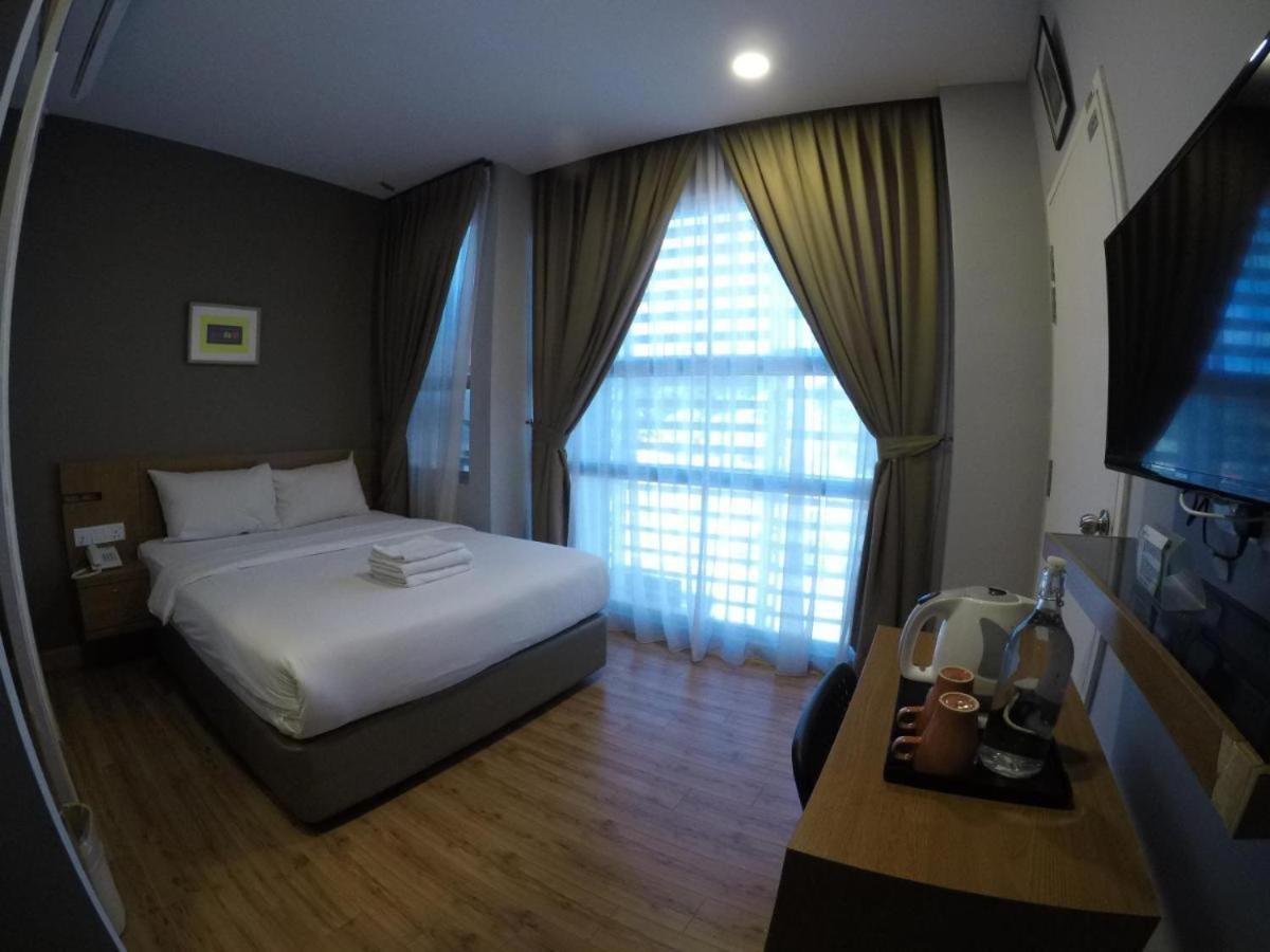 Golden Leaf Boutique Hotel Nusa Idaman Formerly Known As Ariana Hotel 조호르 바루 외부 사진