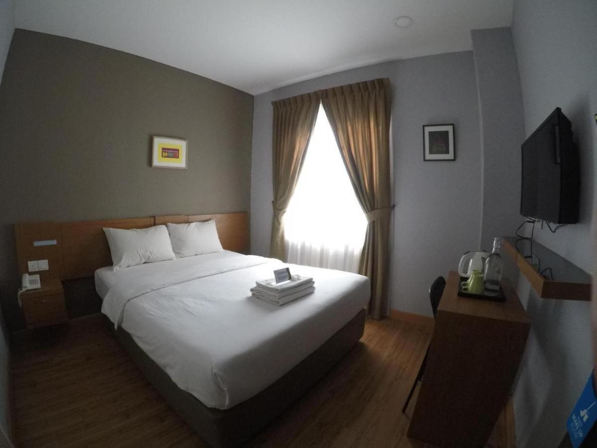 Golden Leaf Boutique Hotel Nusa Idaman Formerly Known As Ariana Hotel 조호르 바루 외부 사진