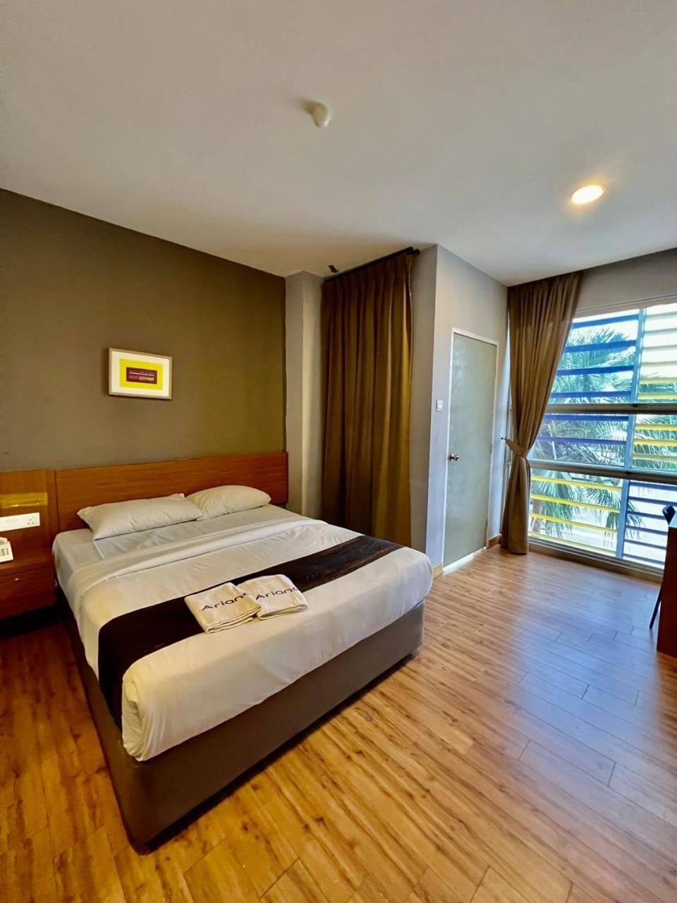 Golden Leaf Boutique Hotel Nusa Idaman Formerly Known As Ariana Hotel 조호르 바루 외부 사진