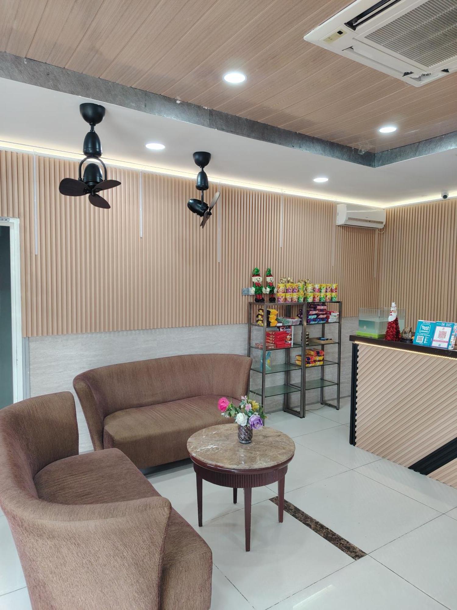 Golden Leaf Boutique Hotel Nusa Idaman Formerly Known As Ariana Hotel 조호르 바루 외부 사진
